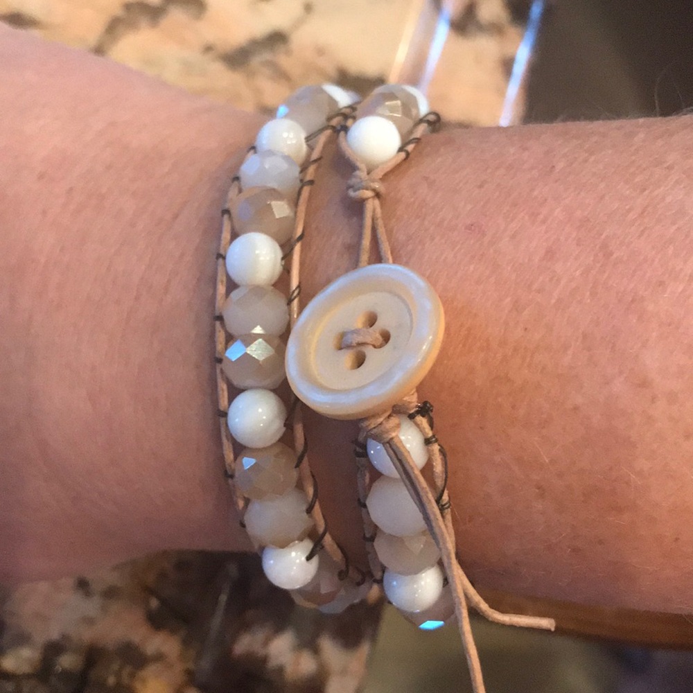 🚫 SOLD Leather double wrap beaded bracelet